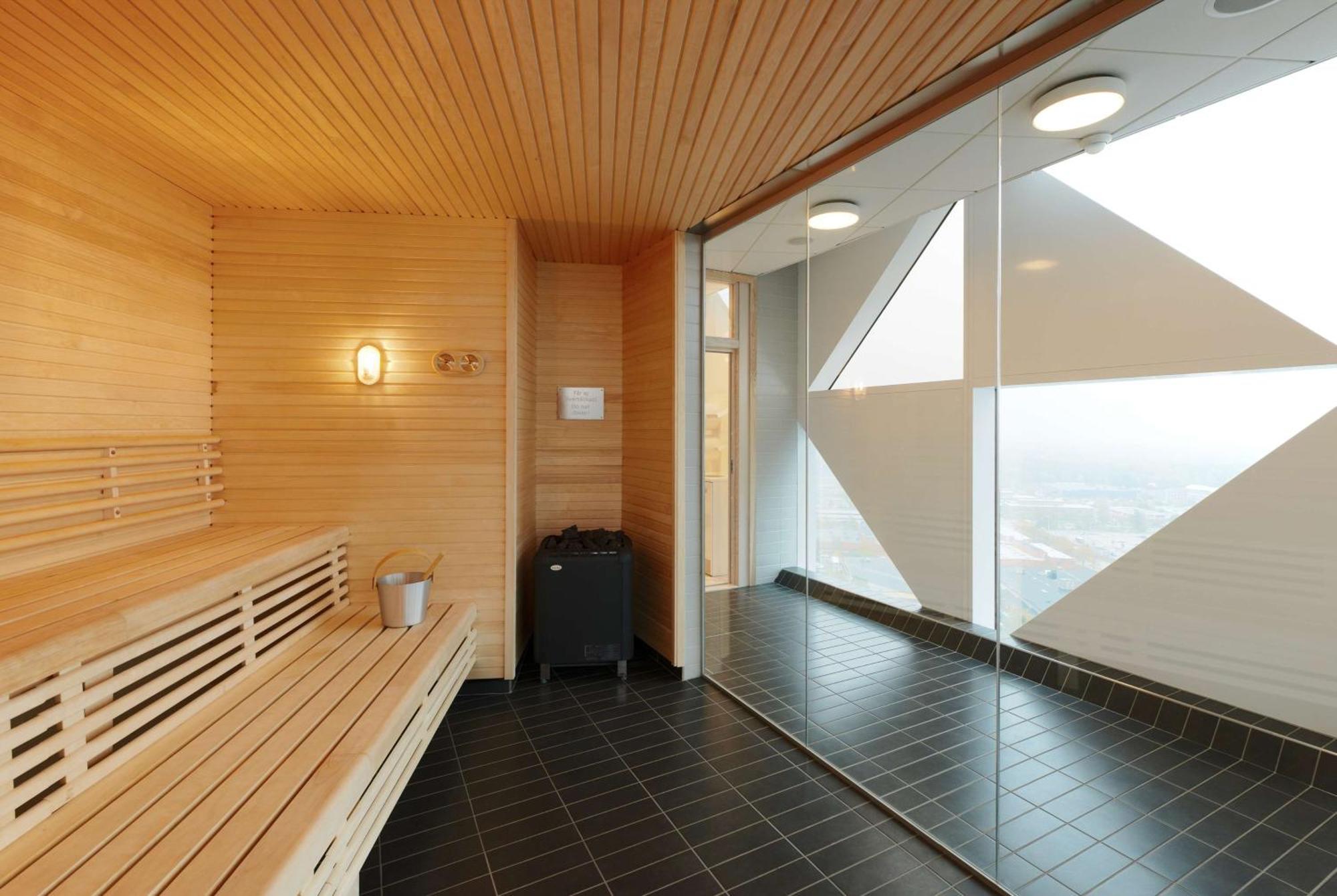 Scandic Victoria Tower 4*